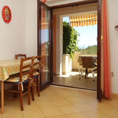 7879d Mali Lošinj